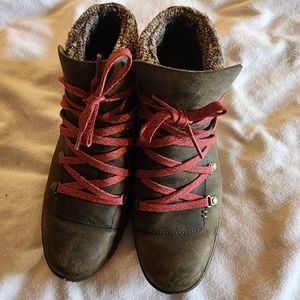 Merrell Womens 9 Eventyr Bluff Waterproof Leather Lace Up Hiking Boots
